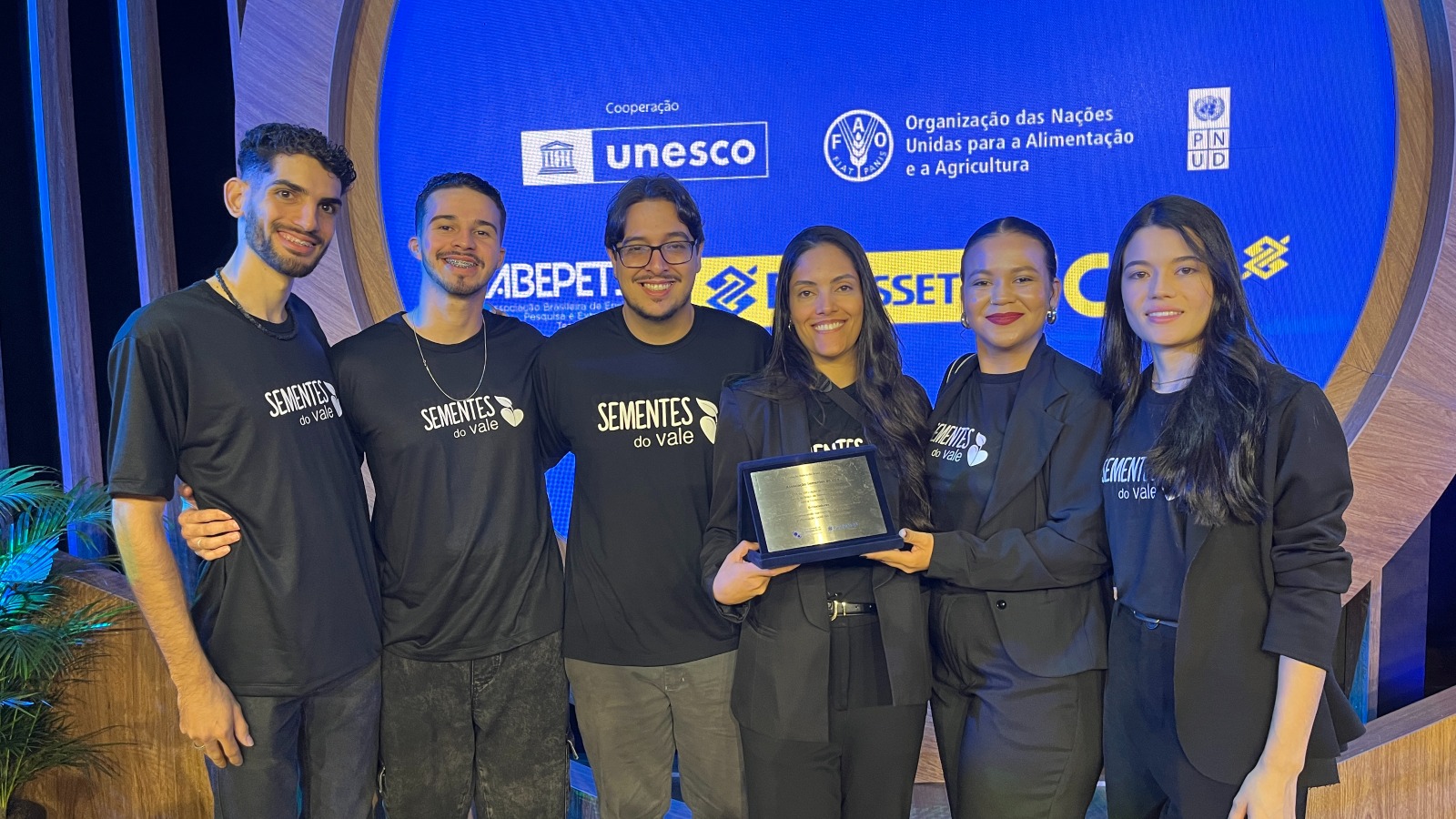e-Ducadores is a finalist for the Banco do Brasil Foundation Social Technology Award